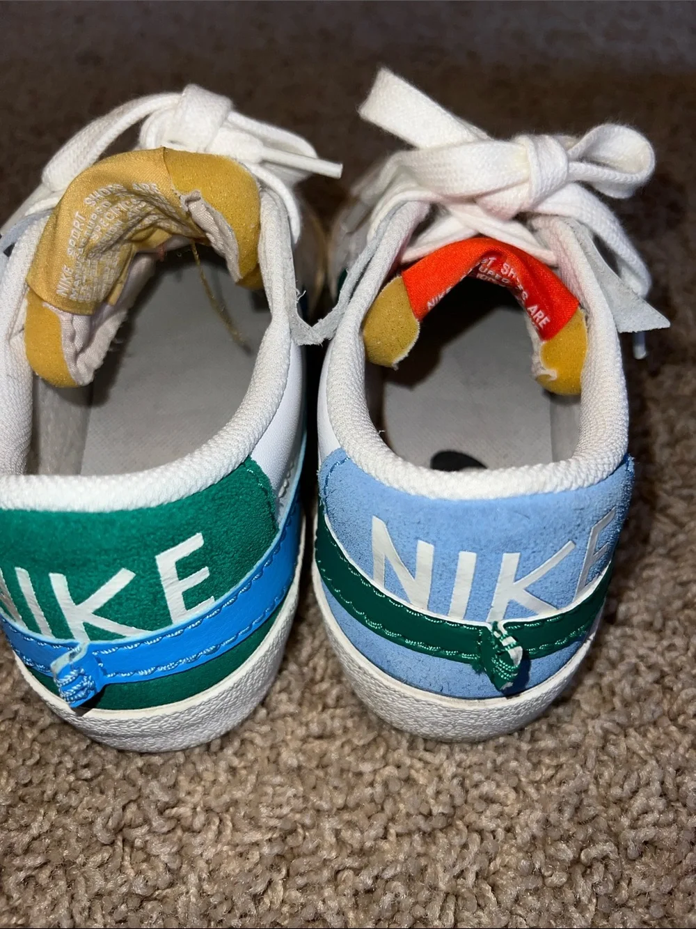 Nike classic low